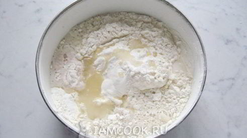 пирожки с горохом, жареные на сковороде