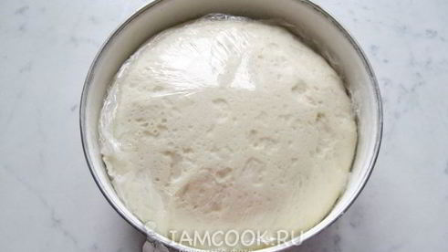 пирожки с горохом, жареные на сковороде