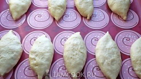 пирожки с капустой и яйцом