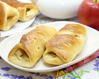 Пирожки с яблоками в духовке
