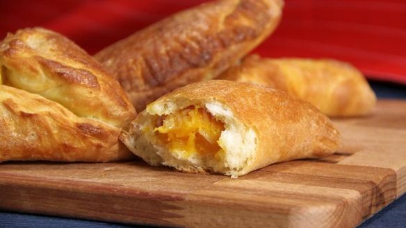 Рецепт Плечинде — пирожки в духовке с тыквой