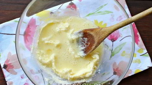 сдобные пирожки с яблоками в духовке