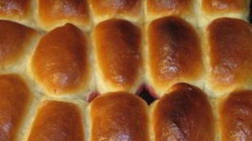 сладкие пирожки с вишней