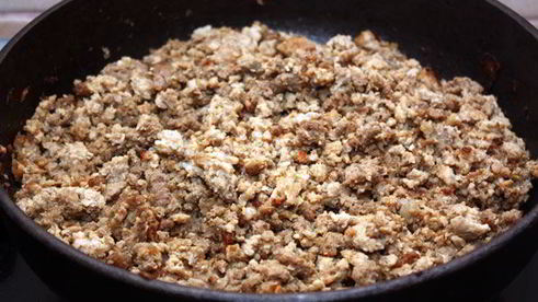 слоеные пирожки с мясом