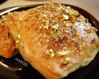 Творожно-сырные пирожки со шпинатом