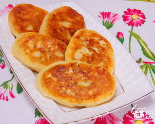Яблочные пирожки на творожном тесте