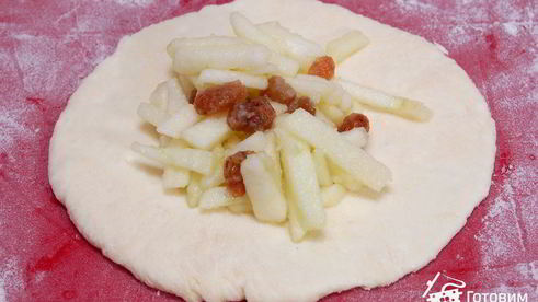 яблочные пирожки на творожном тесте