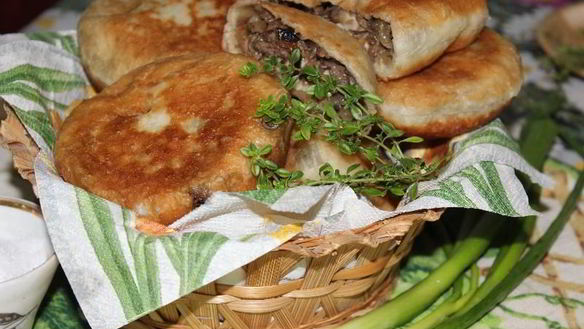 Рецепт Жареные пирожки с баклажанами мясом и грибами