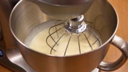 бисквитное пирожное с апельсиновым суфле