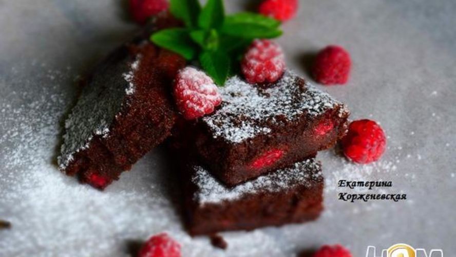 Рецепт брауни на темном пиве с малиной