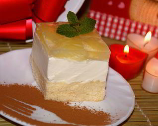 Пирожное Ананасовый десерт