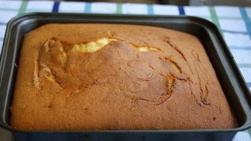 пирожное с кокосовой стружкой