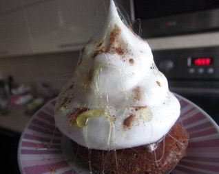 Пирожное с кремом