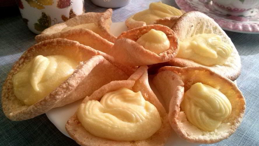 Рецепт пирожные лепестки с кремом