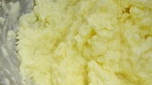 пирожные персики