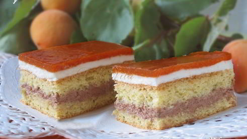 пирожные с абрикосами и йогуртом