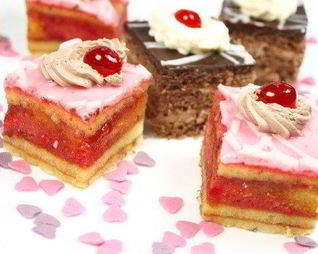 Пирожные с клюквой