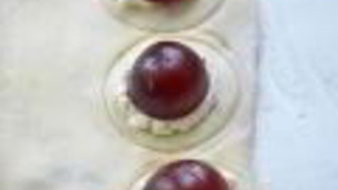 пирожные с виноградом