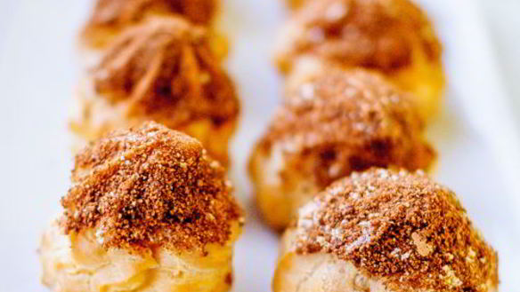 Рецепт Пирожные Шу с белковым кремом по ГОСТу