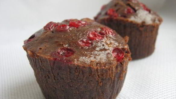 Рецепт Шоколадно-сырное пирожное с брусникой