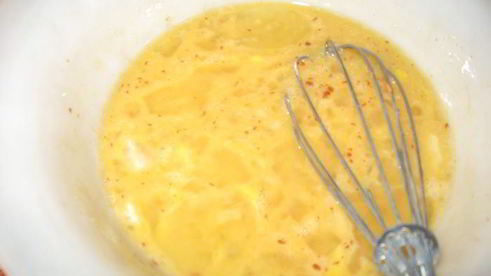 шоколадно-сырное пирожное с брусникой