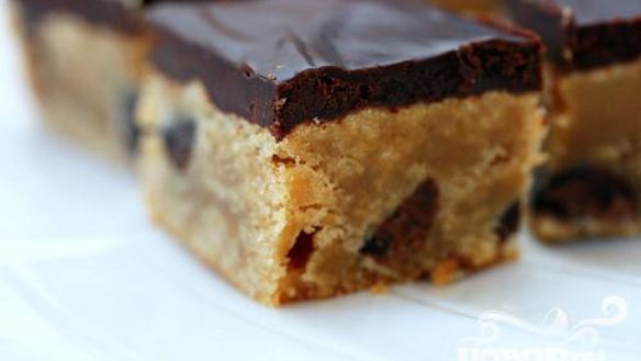 Рецепт Шоколадные пирожные с арахисовым маслом и орехами пекан