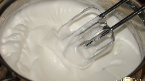 шоколадные пирожные с кремом