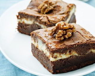 Соленые ореховые брауни
