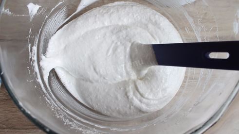 яблочно кокосовoе пирожное