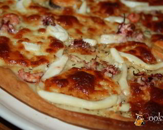 Пицца Бьянка с морепродуктами