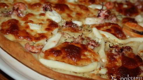 пицца бьянка с морепродуктами