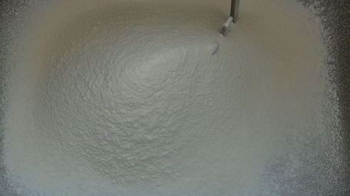 пицца из ржаного тестаохотничьяс лисичками и колбасками