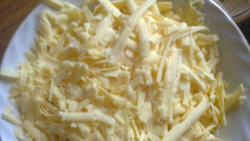 пицца из слоеного теста с лечо