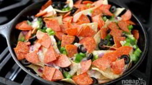 пицца на чипсах