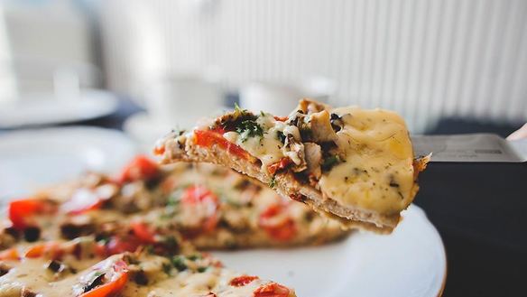 Рецепт Пицца на кефире на сковороде за 10 минут