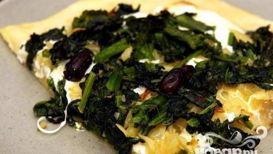 Рецепт пицца с брокколи, луком и маслинами