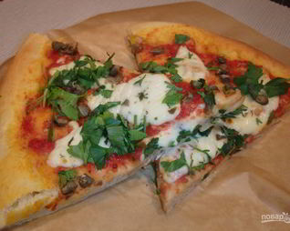 Пицца с домашним сыром