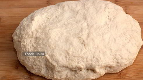 пицца с колбасой и брокколи