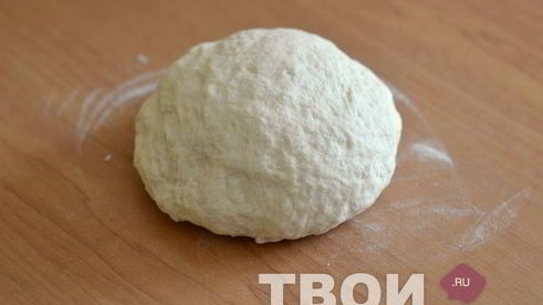 пицца с колбасой