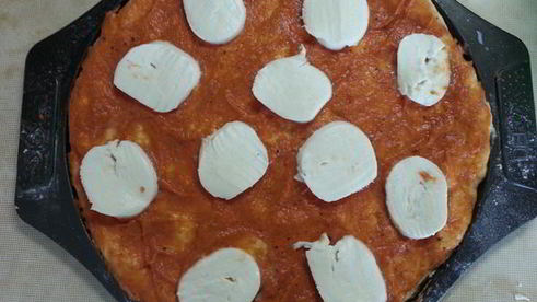 пицца с креветками и рукколой