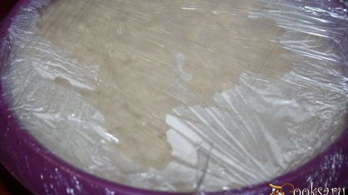 пицца с курицей и маслинами