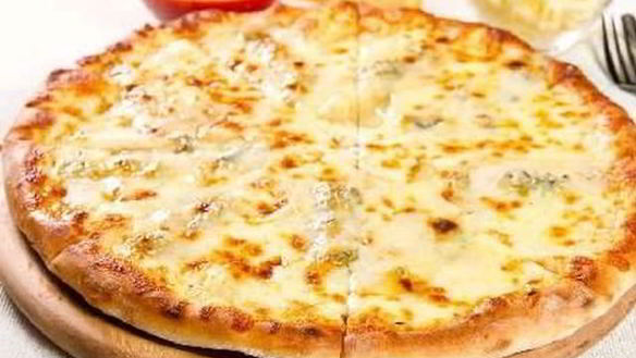 Рецепт Пицца с моцареллой