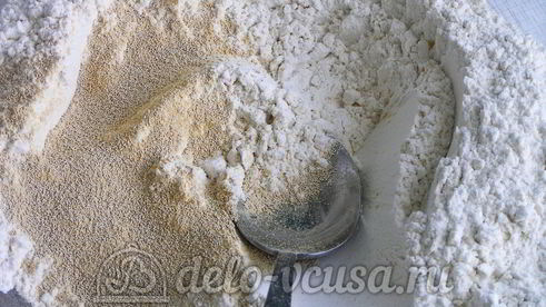 пицца с тунцом