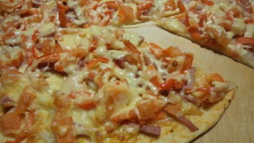 Рецепт пицца с ветчиной и болгарским перцем