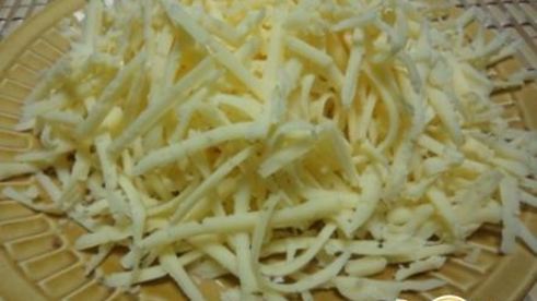 пицца с ветчиной и болгарским перцем