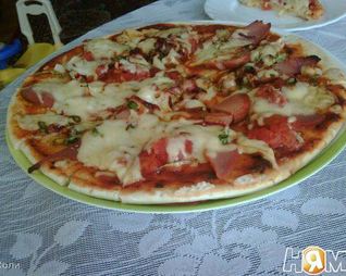 Пицца тонкая
