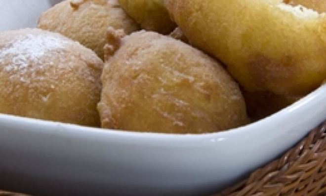 Яблочные пончики