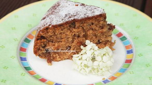 Рецепт Чайная коврижка с изюмом и орехами в мультиварке