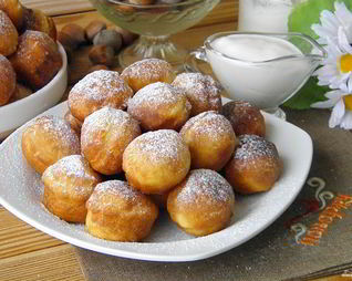 Пышки на кефире, жаренные на сковороде