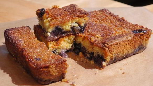 Рецепт Лимонная шарлотка с голубикой